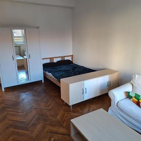 Large Flat With Two Bedrooms In The Old Town Bratislava